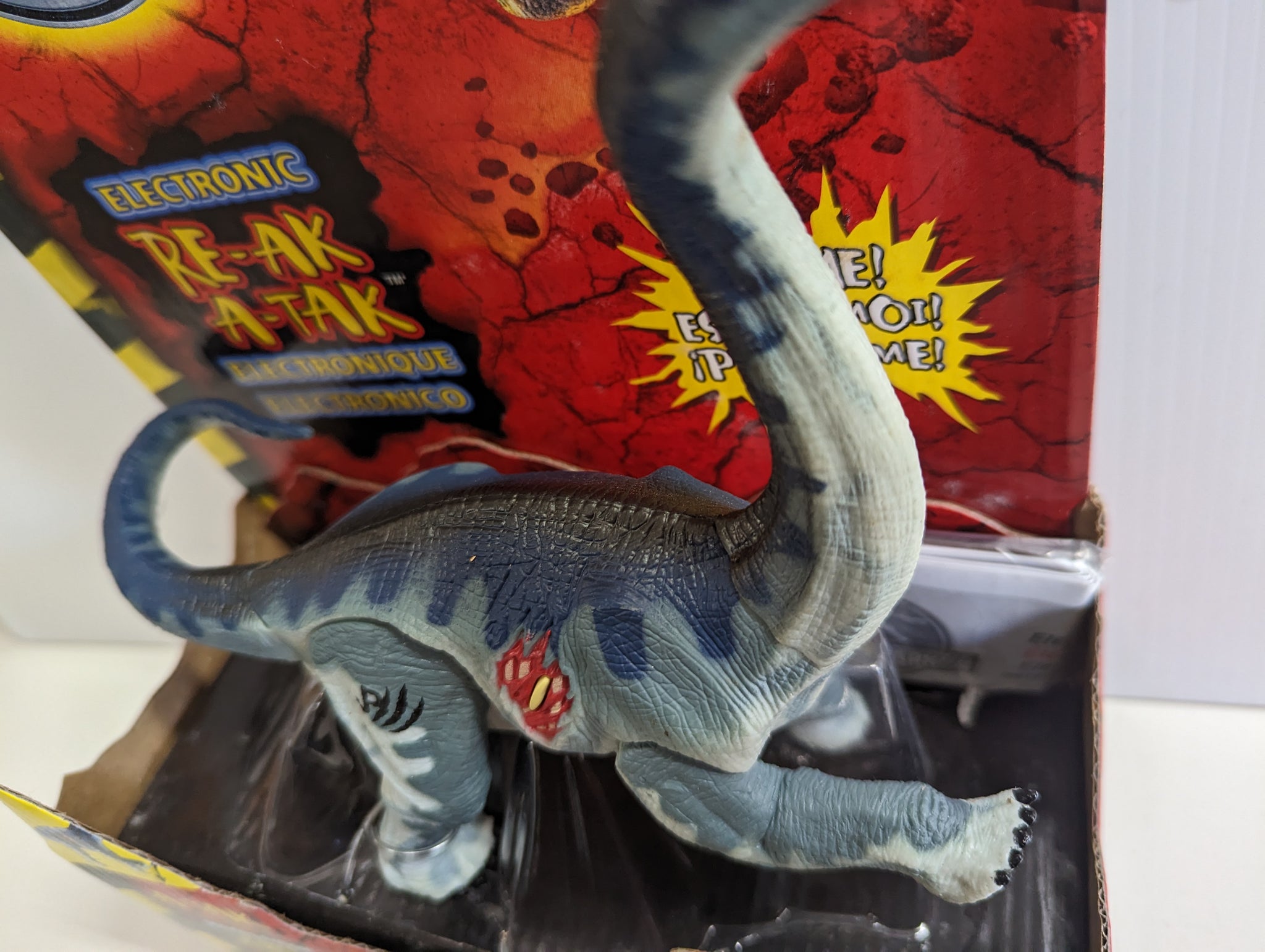 2001 Hasbro Jurassic Park Iii Electronic Re Ak A Tak Brachiosaurus New The Jurassic Store 9342