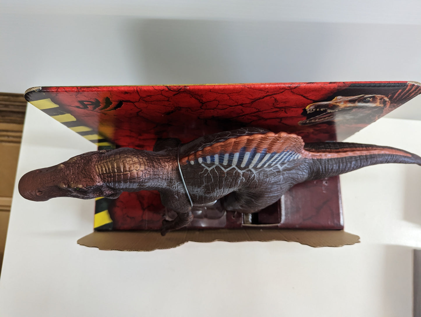 Jurassic Park III Large poseable Spinosaurus MIB Hasbro 2000